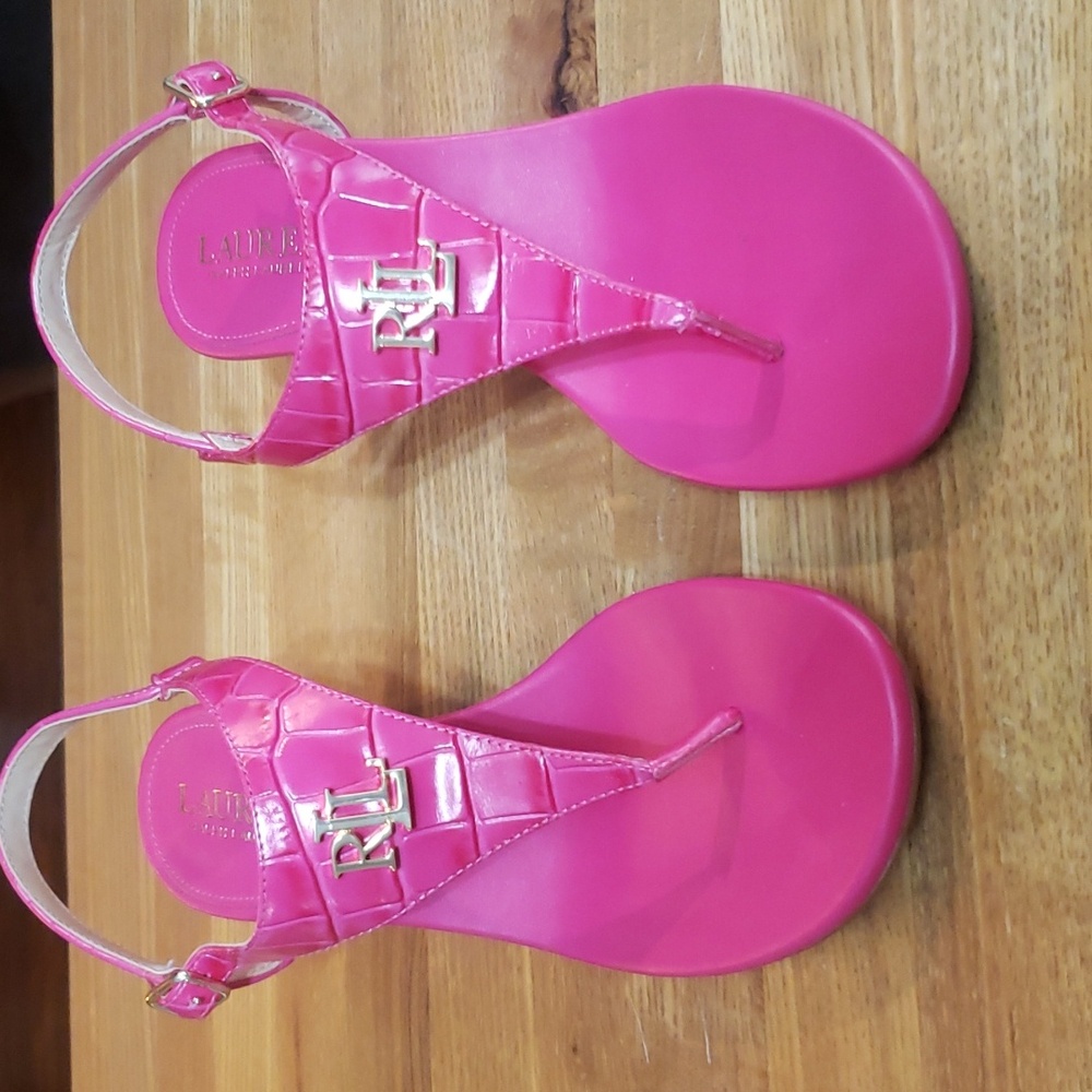 Lauren Ralph Lauren hot pink chunky heel sandal 👡